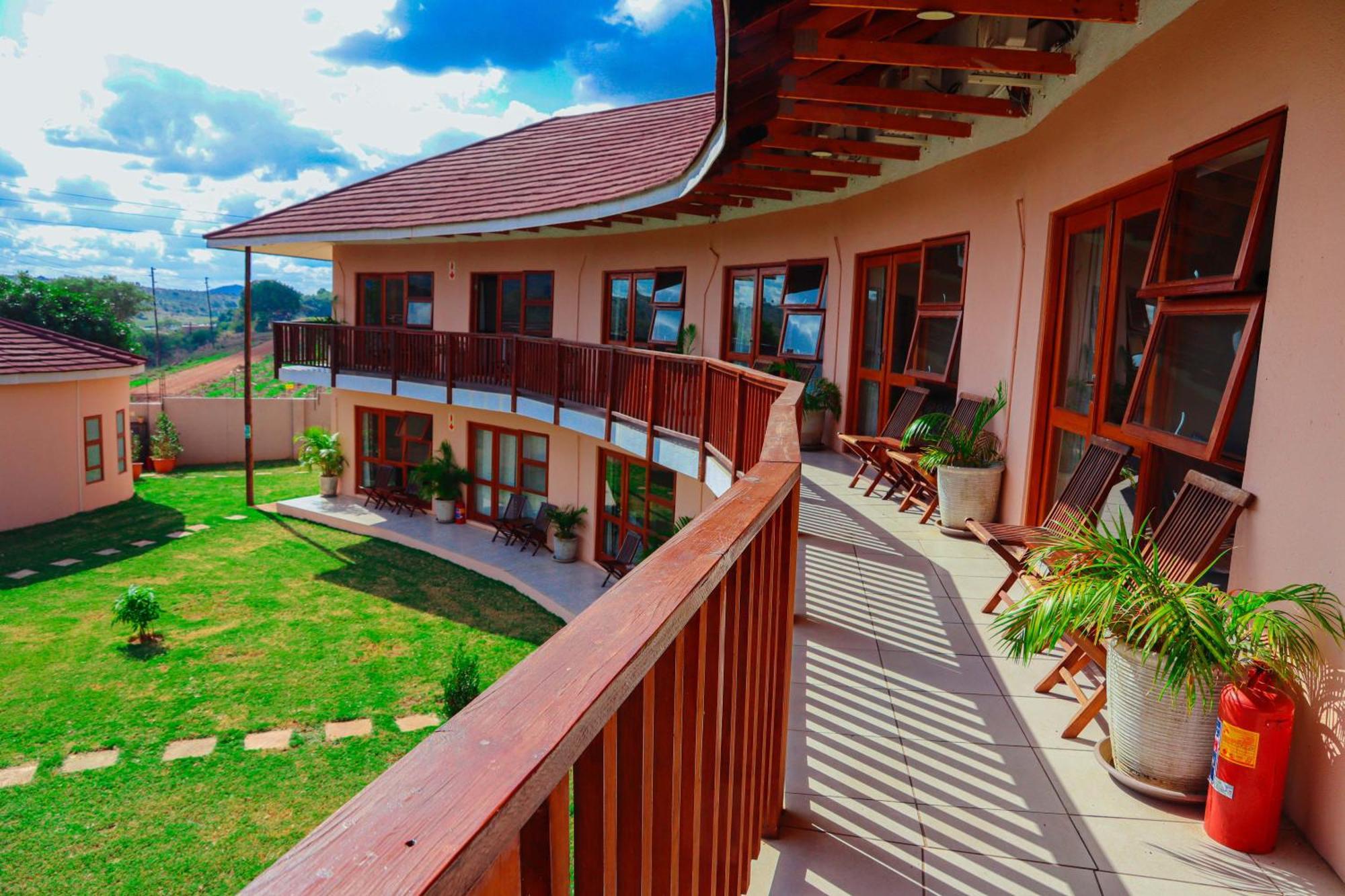 Riverview Inn มาเลเลน ภายนอก รูปภาพ