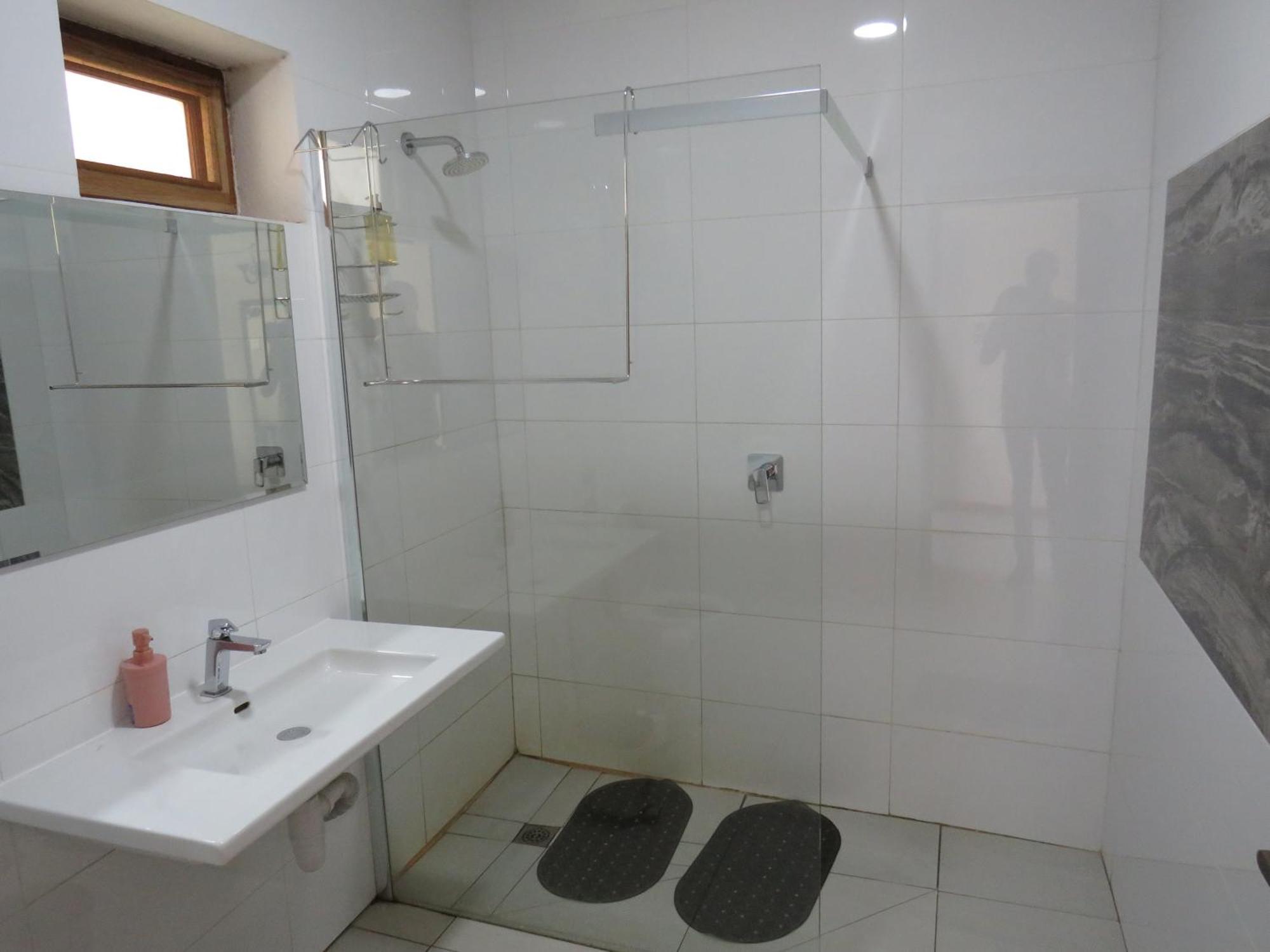 Riverview Inn มาเลเลน ภายนอก รูปภาพ